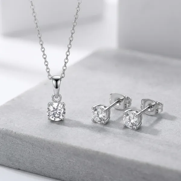 Silver_Plated_Pendant_Set_With_Chain