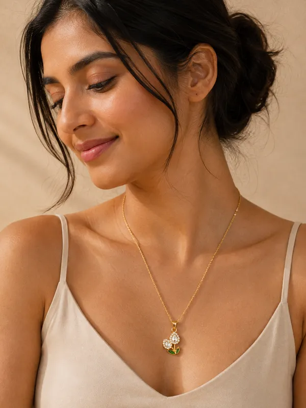 Floral_Crystal_Pendant_Necklace_