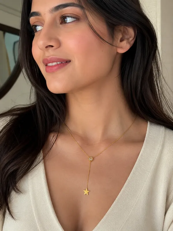 Gold_Plated_Star_Drop_Pendant_Necklace