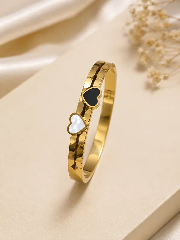 Golden_Twin_Heart_Bracelet