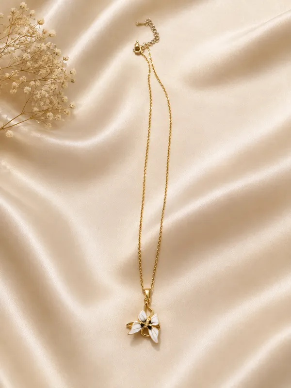 White_Bloom_Butterfly_Necklace