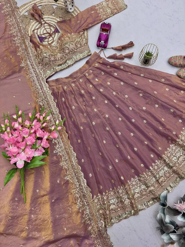 Heavy_Two_Tone_Fandy_Silk-Choli