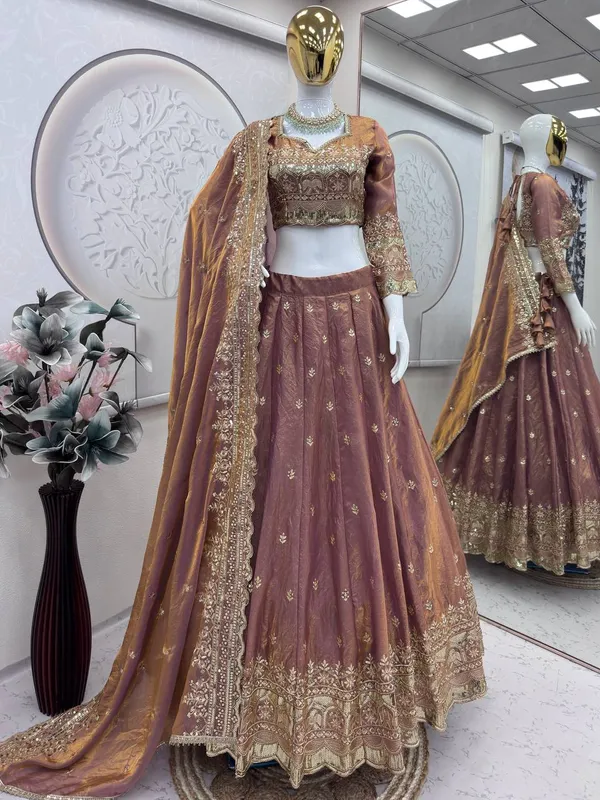 Heavy_Two_Tone_Fandy_Silk-Choli