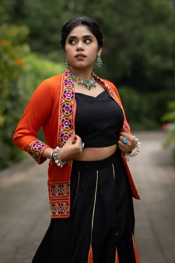 Black_Orange_Lehenga_With_Koti_and_Blouse_Chaniya_Choli_For_Women