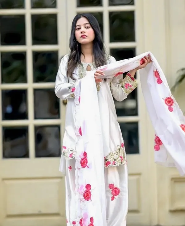 Embroidered_Kurta,_Patiala_&_Dupatta_Set