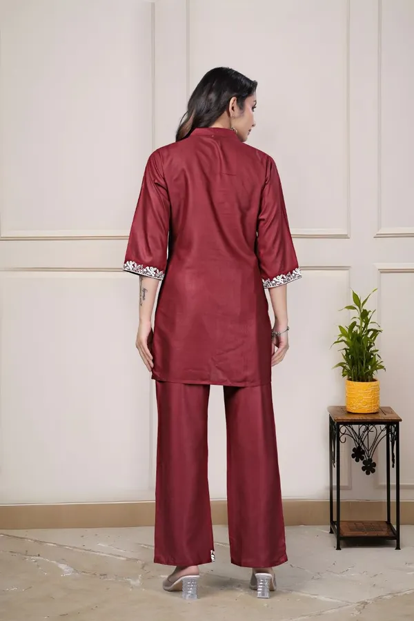 Embroidered_Shirt_Collar_Tunic_With_Trousers_Co-Ords