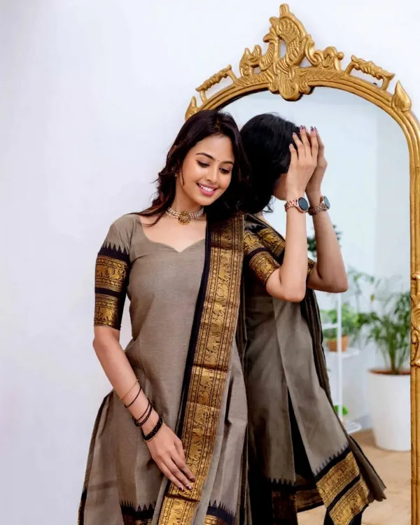 Ethnic_Motifs_Regular_Kurta_With_Dupatta
