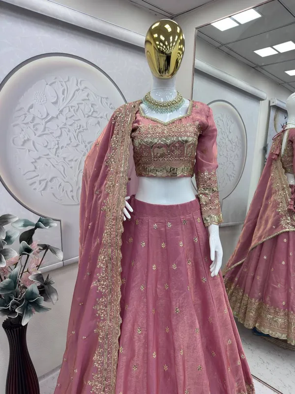 Heavy_Two_Tone_Fandy_Silk-Choli