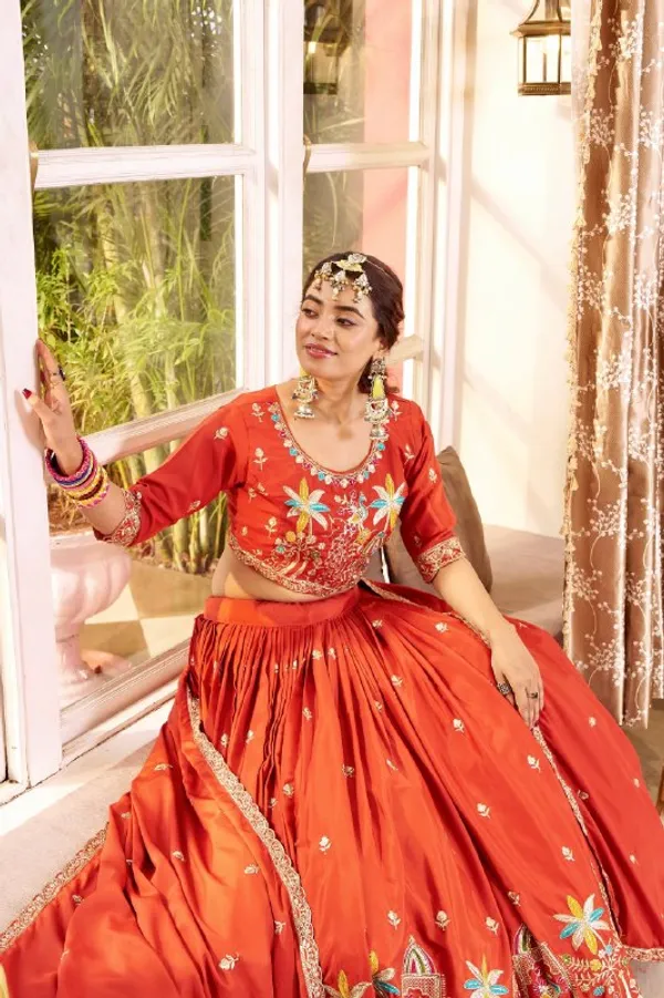 Oranger_Designer_Silk_Embroidered_Lehenga_Choli