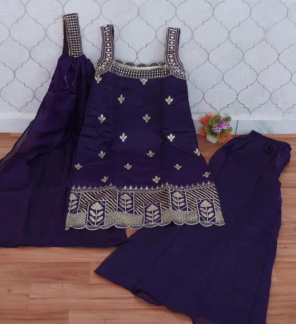 Women_Silk_Blend_Kurti_Sharara_Dupatta_Set