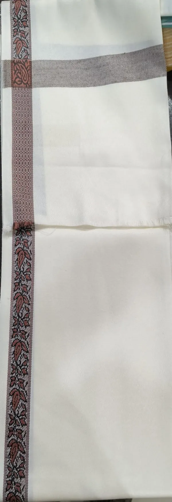 Traditional_White_Cotton_shawl/agavastram_With_Ornate_Floral_Border_And_Grey_Stripe