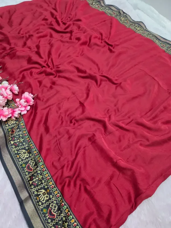 Traditional_Patola_Border_Saree_With_Plain_Body_Dola_Silk_Saree_-_Red_|_With_Blouse_Piece