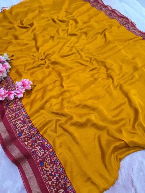 Traditional_Patola_Border_Saree_With_Plain_Body_Dola_Silk_Saree_Yellow_|_With_Blouse_Piece