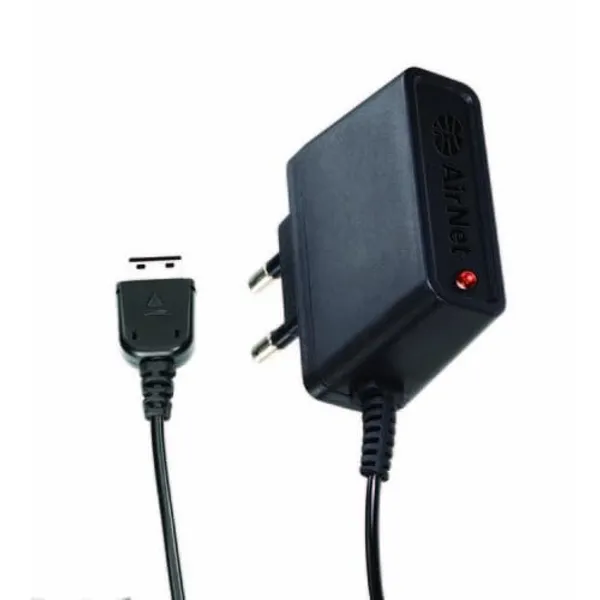 Black_Basic_Phone_Charger_Mobile_Charger