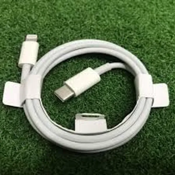 White_Fast_Charging_Cable_Charging_Cable