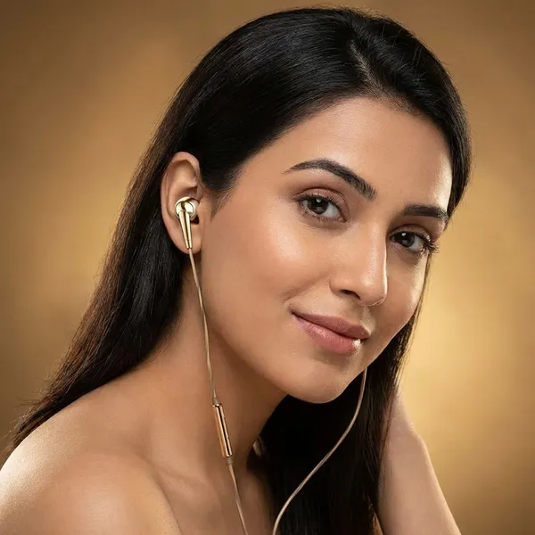 Champagne_Wired_Headphones_Audio_Accessory