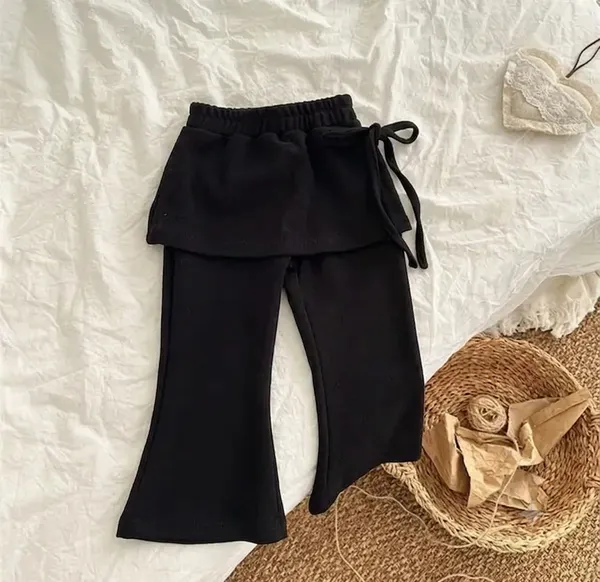 Black_Premium_And_Elegant_Soft_Cotton_Track_Pant_For_Girls