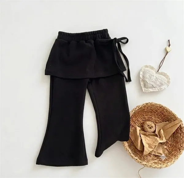 Black_Premium_And_Elegant_Soft_Cotton_Track_Pant_For_Girls