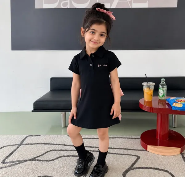 black_dress_with_bow