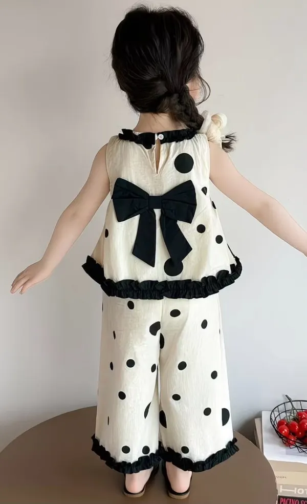 polka_dot_beige_korean_set_with_bow