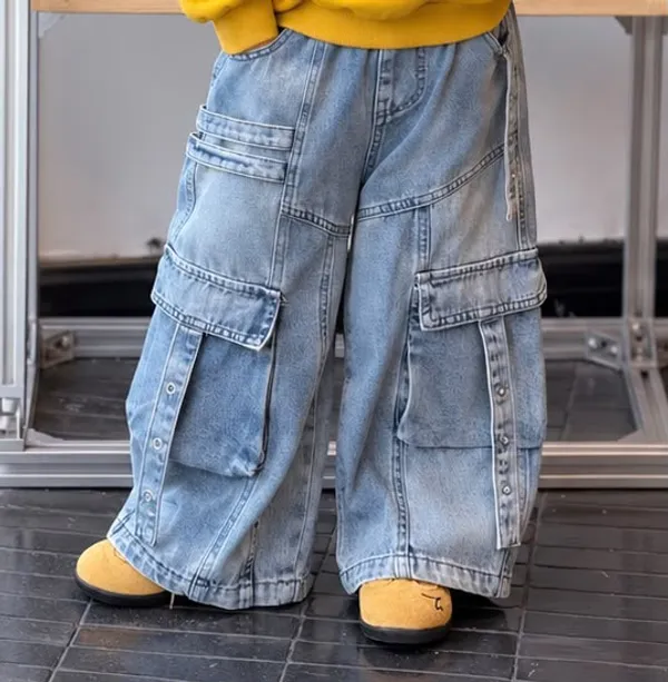 Yellow_Patch_Sweatshirt_&_Denim_Cargo_Pants_Set_for_Boys