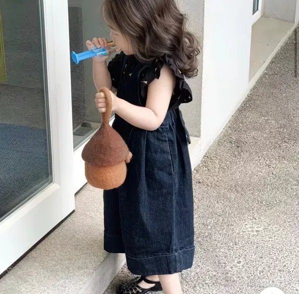 Floral_Ruffle_Top_&_Denim_Wide-Leg_Overalls_Set_for_Girls