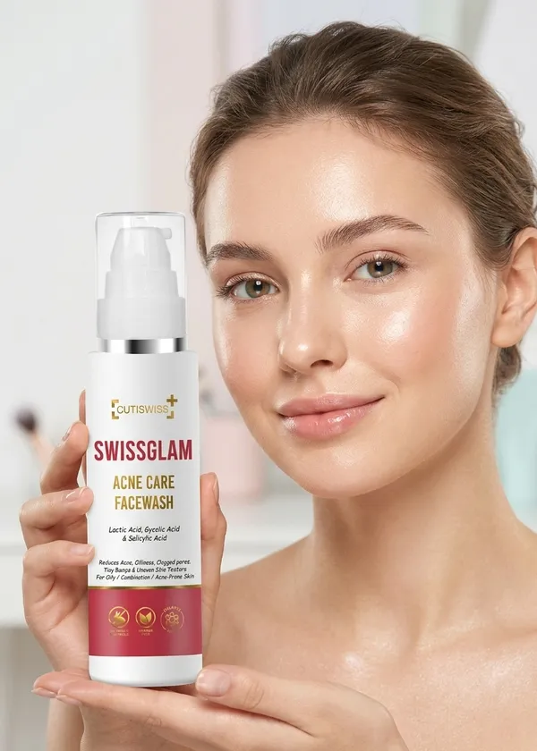 Swissglam_Acne_Care_Facewash_|_Contains_Ingredients_Like_Aloe_Vera_Extract,_Chamomile_Extract,_Papaya_Extract,_Green_Tea_Extract,_Salicylic_Acid,_Benzoyl_Peroxide,_Cucumber_Extract,_Allantoin_&_Vitamin_E_|_Designed_To_Combat_Acne_While_Providing_Additional_Skincare_Benefits_|_For_Smooth,_Radiant_&_Healthy_Skin_|_100Ml
