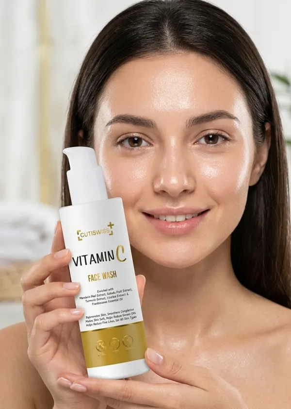 Vitamin_C_Facewash_|_Enriched_With_Mandarin_Peel_Extract,_Kakadu_Plum_Fruit_Extract,_Turmeric_Extract,_Liquorice_Extract,_And_Frankincense_Essential_Oil_|_Combination_Of_Antioxidants,_Brightening_Agents,_Soothing_Ingredients,_And_Anti-Inflammatory_Properties_|_Helps_Deeply_Cleanse,_Providing_Radiant_&_Even_Skin_Tone_&_Protection_Against_Environmental_Stressors_|_100_Ml