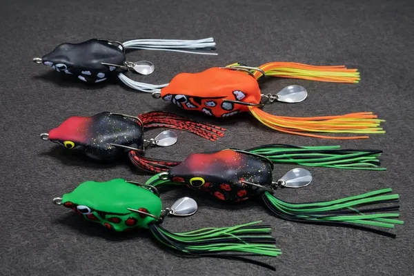 IZZAWA_Cheeto_Frog_Lure_5.5cm_12.5g_–_Snakehead_Murrel_Bass_Topwater