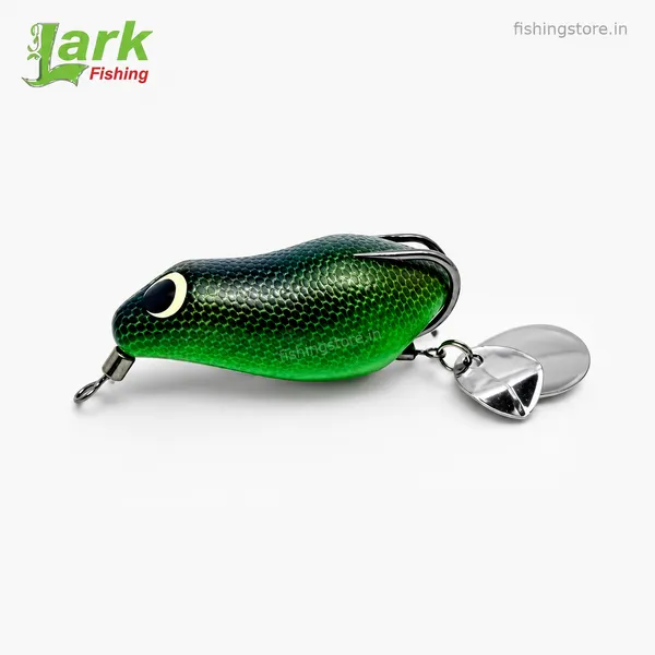 Lark_Macri_Frog_Lure_4.5cm_8g_�_Topwater_Frog_Bait_for_Snakehead_&_Bass_Fishing