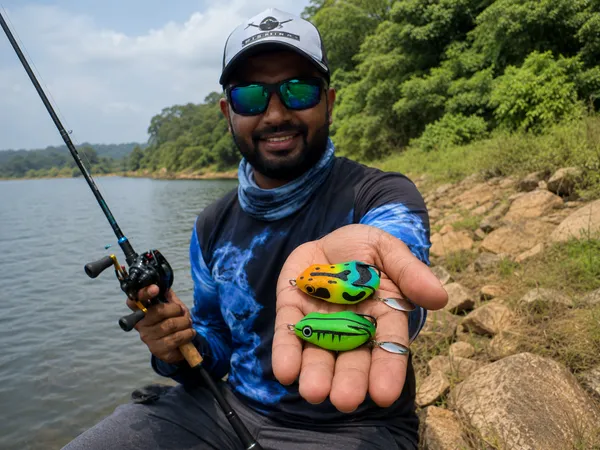 IZZAWA_Realistic_Frog_Lure_2pc_–_Mulit_Green_|_Topwater_Soft_Bait_|_4.5cm_8.5g_|_Deadly_for_Snakehead,_Murrel_&_Bass