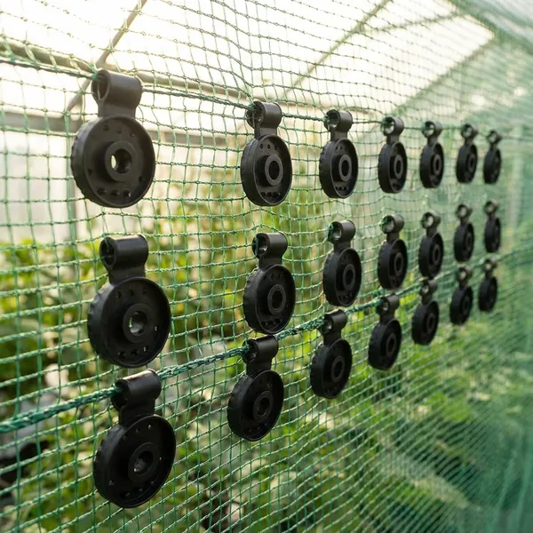 Fence_Net_Buttons_Black_Plastic_Fasteners_For_Sports_Nets_And_Fencing_(Pack_of_20)