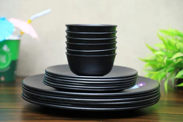 Black_Regular_Melamine_Dinner_Set_Full_Plates_Half_Plates_With_Katoris_Matt_Black_Design_Combo_26