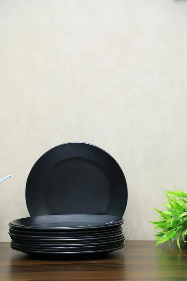 Black_Regular_Melamine_Dinner_Set_Full_Plates_Half_Plates_With_Katoris_Matt_Black_Design_Combo_31