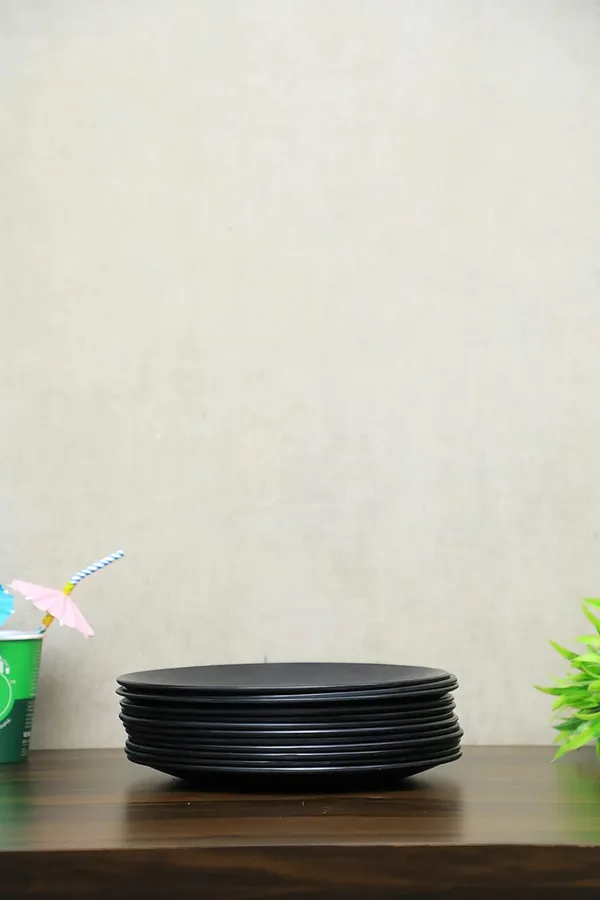 Black_Regular_Melamine_Dinner_Set_Full_Plates_Half_Plates_With_Katoris_Matt_Black_Design_Combo_31