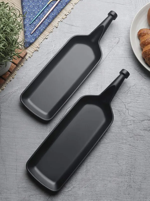 Ospit_Melamine_Bat_Shape_Snacks_And_Sweets_Serving_Platter_Tray_For_Home_Hotel_Restaurant_Kitchen_Matt_Black_Pack_Of_05
