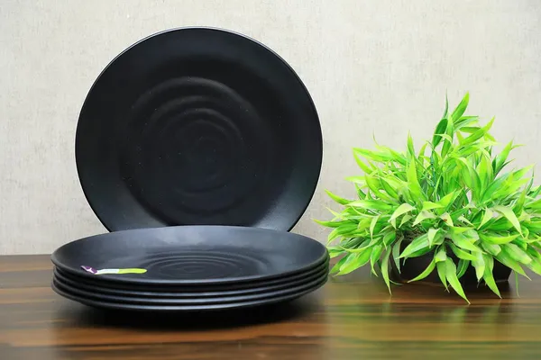 Pack_Of_06_Black_11_Spiral_Melamine_Dinner_Set_Full_11_Plates_Spiral_Black_Design_C_4