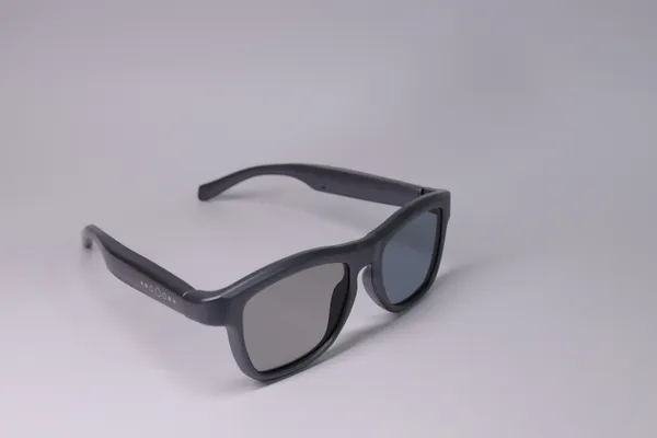 TRANSITION_X_SMART_UNISEX_SUNGLASSES