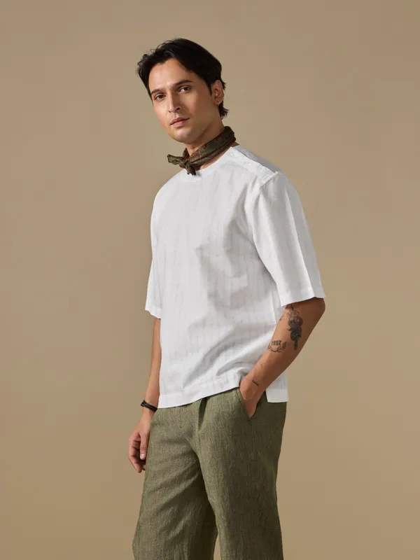 Cotton-Linen_Relaxed_Fit_Woven_Tee