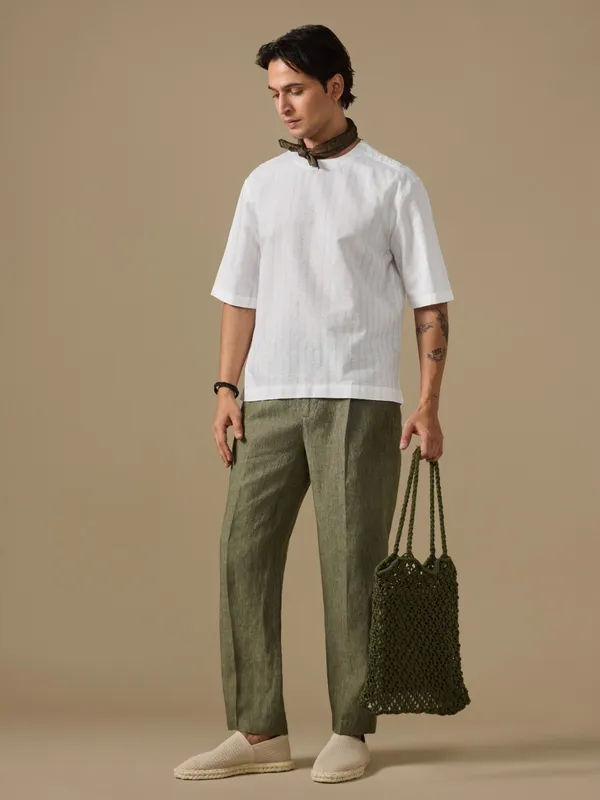 Cotton-Linen_Relaxed_Fit_Woven_Tee