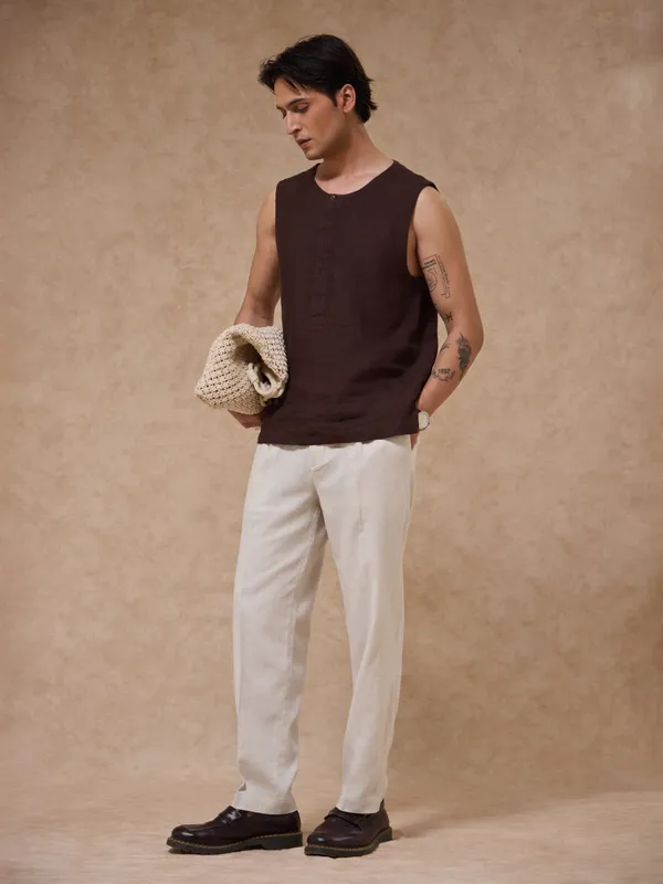 Cotton-Linen_Regular_Fit_Pleated_Trouser