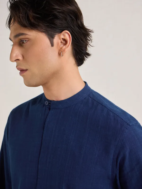 Handwoven_Selvedge_Indigo_Classic_Fit_Bushirt