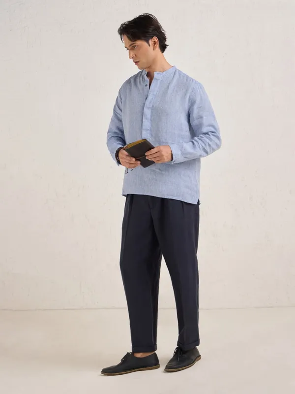 100%_Linen_Classic_Fit_Popover_Shirt_With_Hand_Embroidered_Details