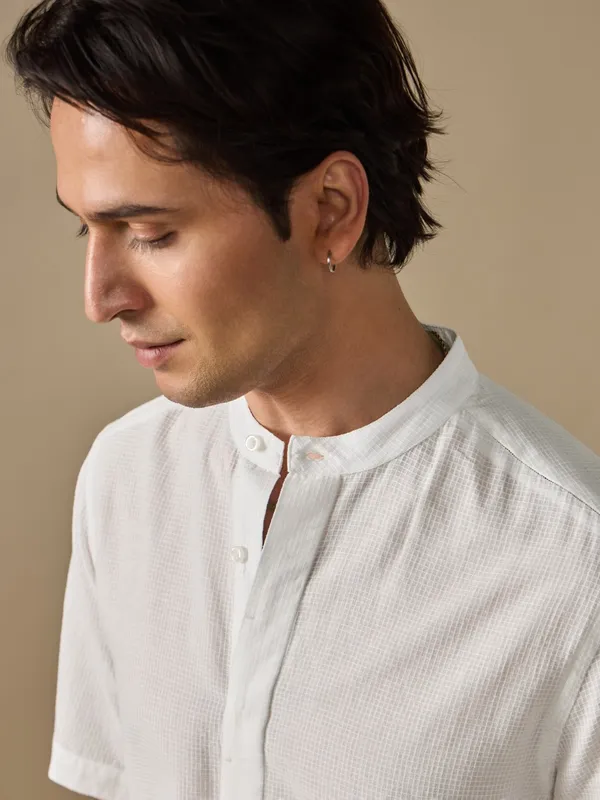 Handwoven_Cotton_Textured_Classic_Fit_Bushirt