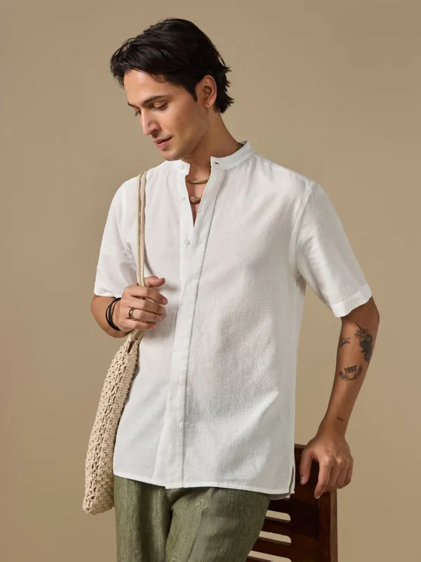 Handwoven_Cotton_Textured_Classic_Fit_Bushirt