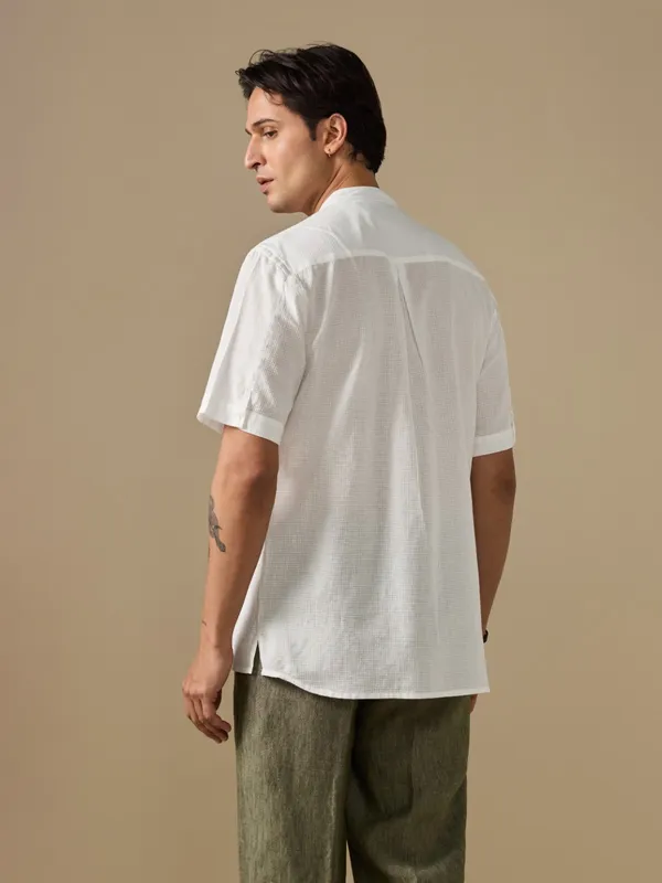 Handwoven_Cotton_Textured_Classic_Fit_Bushirt