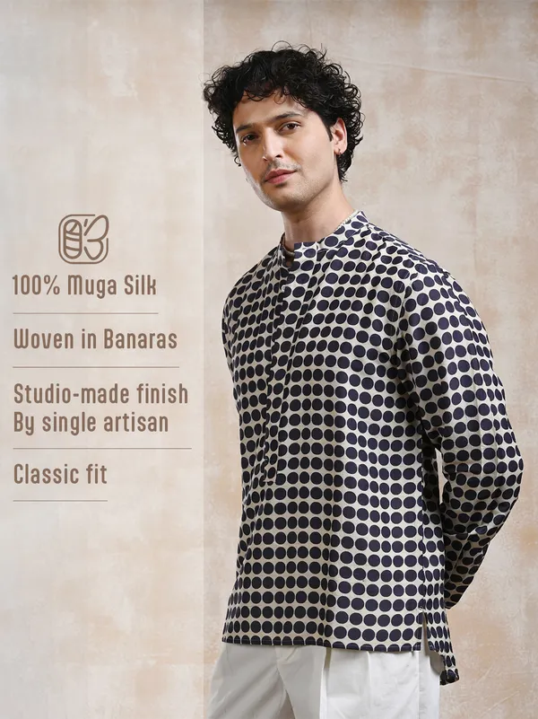 100%_Muga_Silk_classic_fit_popover_shirt_in_polka_print