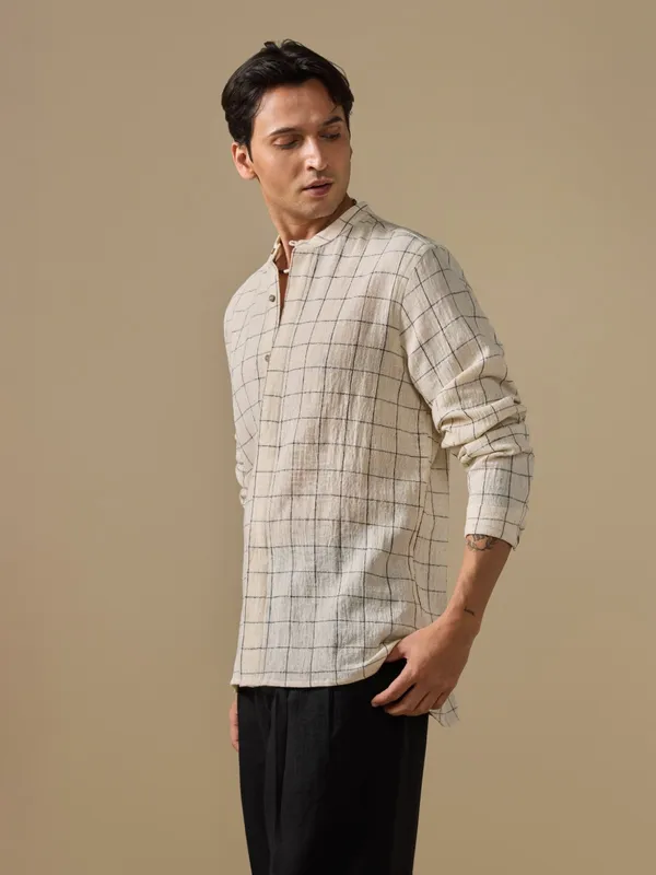 Handwoven_Kala_Cotton_Classic_Fit_Bushirt