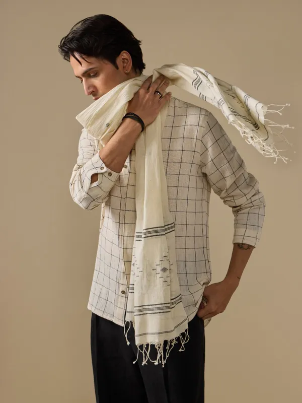 Handwoven_Kala_Cotton_Classic_Fit_Bushirt