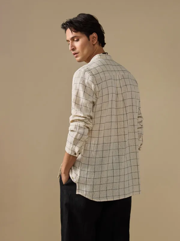 Handwoven_Kala_Cotton_Classic_Fit_Bushirt